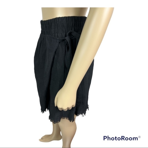 Hem & Thread Black Faux Wrap Skirt Black Fringe Hem Detail Sz S- NWT - Picture 2 of 9